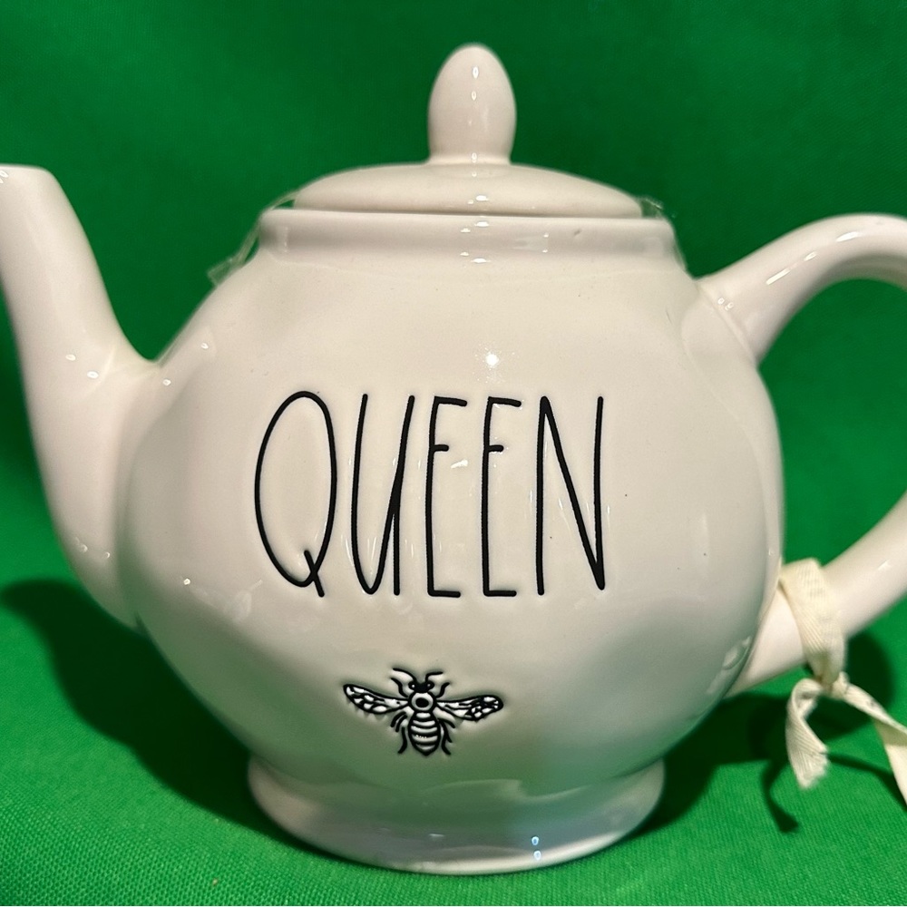 NWT Teapot